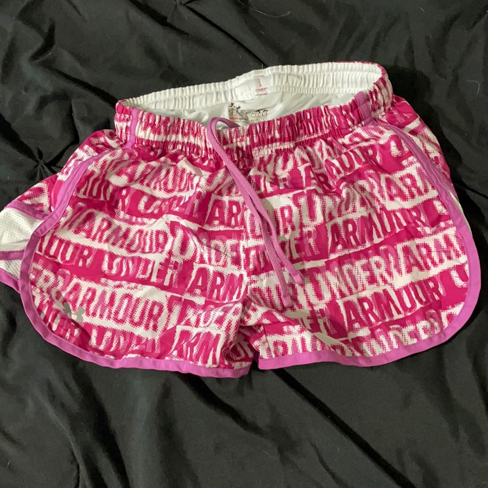 Under Armour running shorts with liner